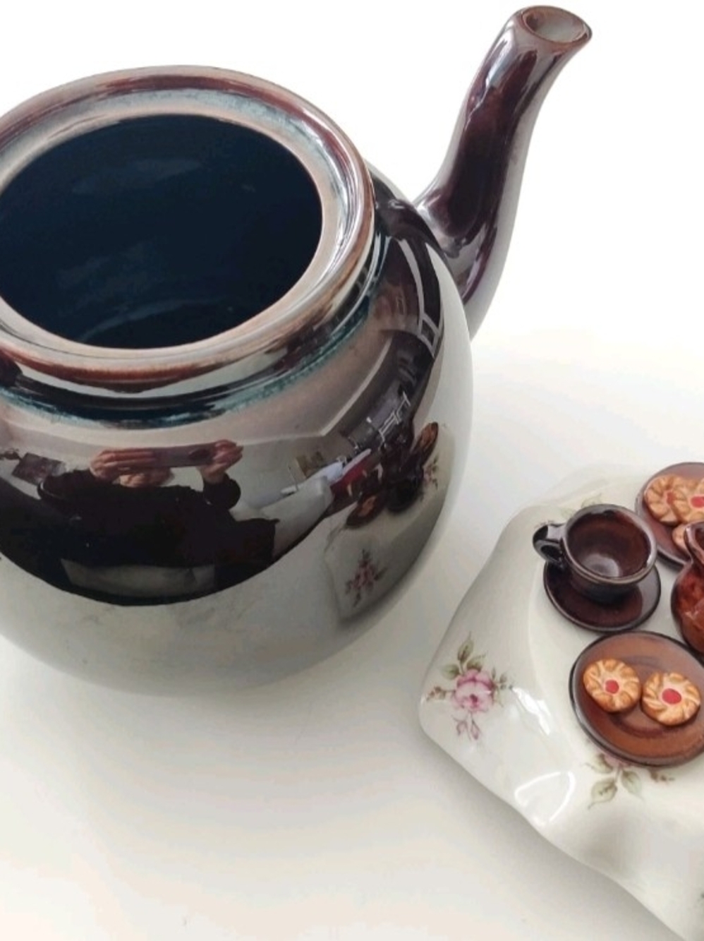 Paul Cardew "Brown Betty Tea Table" ceramic teapot - Picture 7 of 16